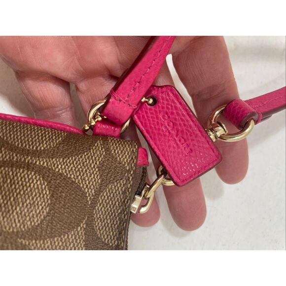 Coach Wrislet Signature Monograma Saffiano in Brown and Pink - Picture 11 of 11